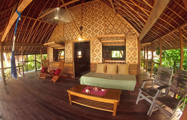 Veranda - Premium Beachfront - Nusa Island Retreat - PNG Dive Resort