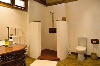 Bathroom - Alfajiri Suite - Pole Pole - Mafia Island Resort